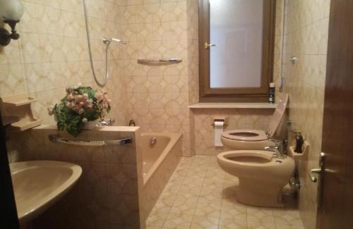 Apecchio House | Spazioso appartamento indipendente