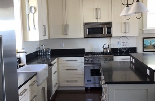 Macatawa House | SPECIAL DISCOUNT ON MACATWA BEACH FRONT HOME ALONG HOLLAND's LAKE MICH. SHORE
