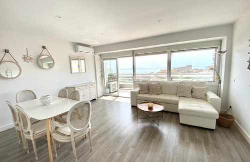 Carihuela Apartment | SPECIAL SUNSET TORREMOLINOS