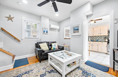 Beach Haven Apartment | Special:Wk or Wkend7.5to7.12*3rd to Beach*Beautiful*Clean*Across VET Prk*B.Haven