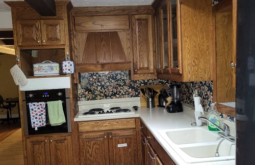 Stone Mountain House | Specious and Cozy Ranch home with moonlight nwindows near Stone Mountain Park
