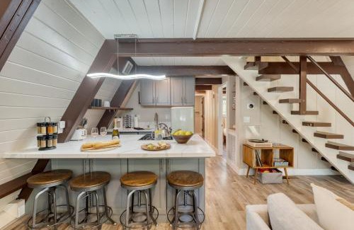 Kings Beach House | Speckled by AvantStay Modern Interior 0.5mi to Lake