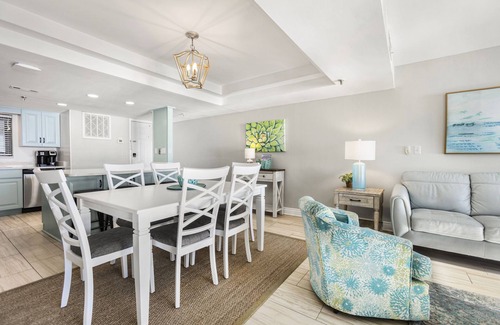Biltmore Beach Condo | Spectacular 3 Bedroom, 2 Masters on the Water, amazing views, free beach chairs