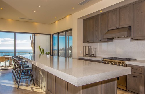 Sunset Beach Villa | Spectacular 4 bedroom ocean view villa