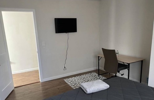Columbus Park - Andrew Square Apartment | Spectacular 4 Beds Apartment in the South Boston