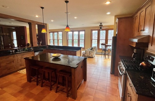 Wilmington House | Spectacular 4 Season Home On Spruce Lake Near Mt. Snow