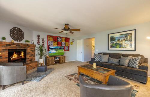 Flagstaff House | Spectacular Country Club Vacation Retreat