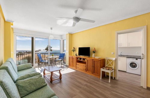 Los Cuarteros Apartment | Spectacular Sea Views apartment with AC