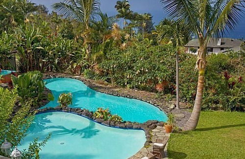 Holualoa House | Spectacular Estate 5 Acres, 2 Pools, Billiards Family Reunion Ocean View