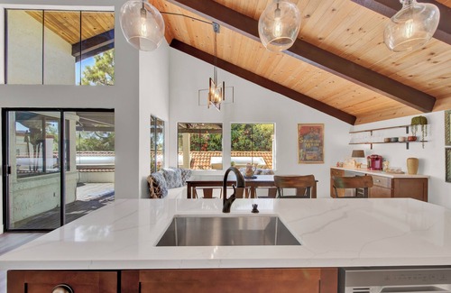 Vacaville Apartment | Spectacular hideaway in heart of historic Vacaville.