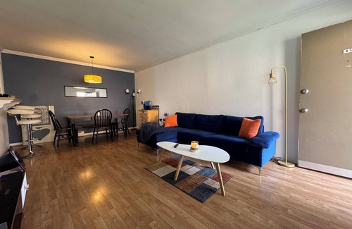 Green Hills Condo | SPECTACULAR Hillsboro Hideaway w/Laundry in Nashville Near Vandy, Belmont, 440!