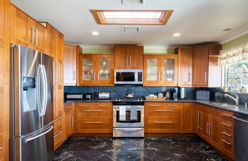 Whittier House | Spectacular LA Home With Breath Taking Views outdoor Jacuzzi and waterfall