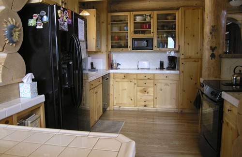 Twin Lakes House | Spectacular Log Home Overlooking Twin Lakes and Mt. Elbert, L100 race available!