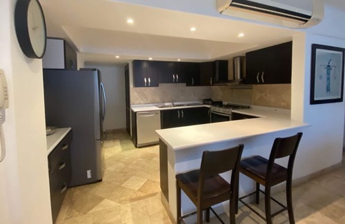 Acapulco Apartment | Spectacular Apartment in Acapulco Sanitized