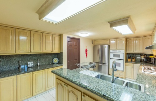 Rancho Cerro Colorado House | *Spectacular Ocean Views* Walk to Beach - Secure Gated Community - Sleeps 12