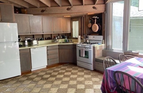 New Harbor Cottage | Spectacular Ocean Front property - Like Owning the Atlantic!