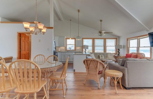 Lavallette House | Spectacular Oceanview Apartment With Great Views of Ocean
