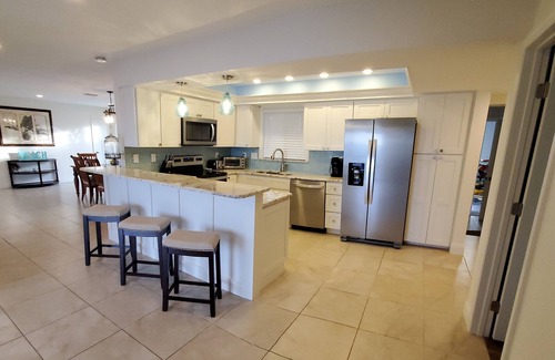 Whitney Beach House | Spectacular Panoramic Bay Views with Deep Water Boat Dock!