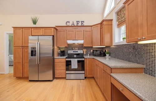 Littleton House | Spectacular Sunrise at Lake Gaston