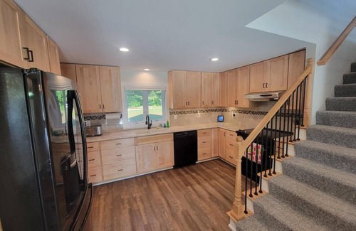 Lochmere House | Spectacular Sunsets on Silver Lake