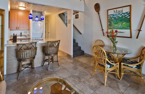 Maalaea Condo | Spectacular Treetop Oceanfront View - Central A/C - Sleeps 6 - Turtles & Whales