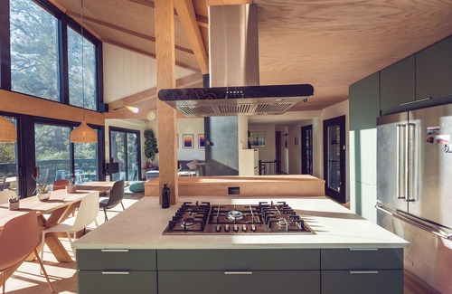 Pine Mountain Club Cabin | Spectacular Designer Treehouse with Mountain Views