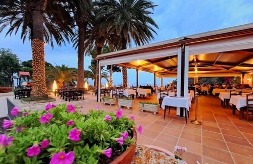 Canet de Mar Apartment | Spectacular Views at the Rose of the Sea!
