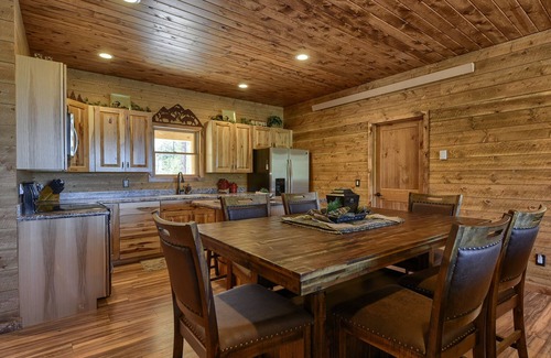 Deadwood Cabin | Spectacular Views From This Newly Built 3BR Hilltop Home outside Deadwood