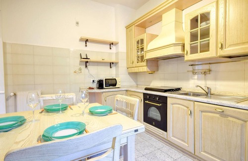 Marassi Apartment | Spend a nice time in this bright vacation apartment.