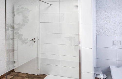 Siegmundsburg Apartment | Spend a relaxing vacation close to nature in this appealing vacation apartment.