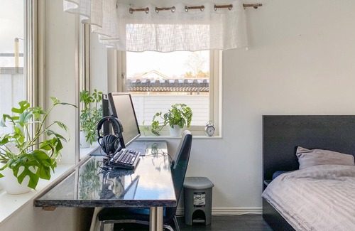 Vibble Apartment | Spend a varied vacation in this inviting and beachfront vacation apartment.