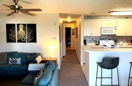 Corpus Christi Condo | Spinnaker 217 Waterfront 2/2 Condo/Pool/Boat Slip/Hot Tub