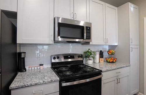 University Place Apartment | Spire 2BD 21 - Two Bedroom Apartment, Sleeps 4