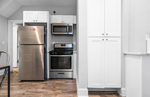 Hapeville House | Spirit of ATL - Minutes to Airport & Downtown!