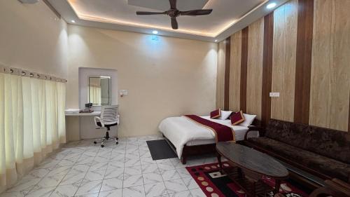Varanasi House | Spiritual Homes & VILLA