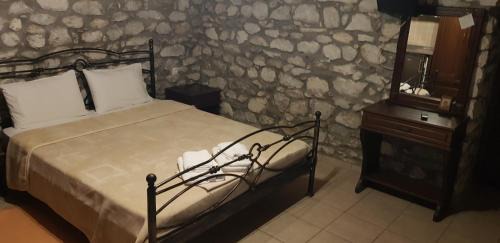 Loutraki Apartment | Spitiko