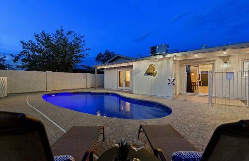 West Glen Community Association House | Splash In Your Private Free Heated Pool!