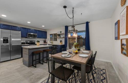 West Glen Community Association House | Splash In Your Private Free Heated Pool!