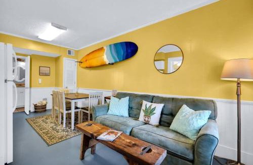 Savannah Beach Apartment | Splash Inn Lower Unit: Heated Pool & Walk to Beach