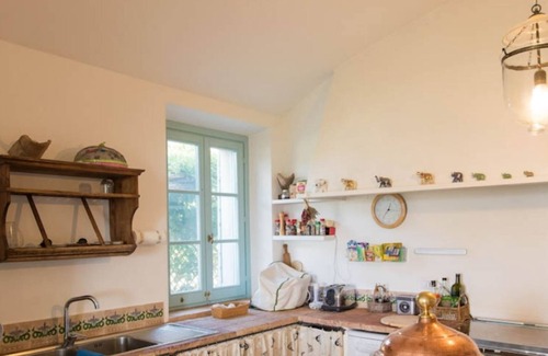Il Poggio Villa | Splendid 17th Century Farmhouse. Pool, Pergola, panoramic garden