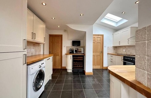 Kidlington House | Splendid 3 Double Bedroomed House near Oxford