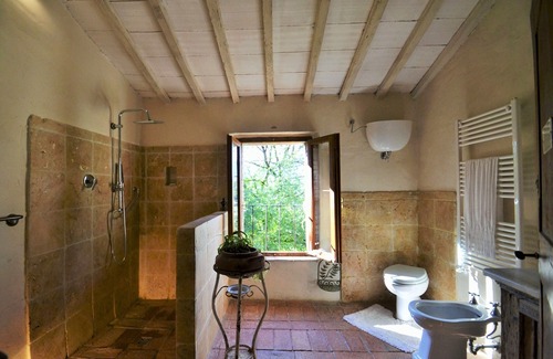 Cetona Villa | Splendid countryhouse 8-10 people with private pool in typical Tuscan style