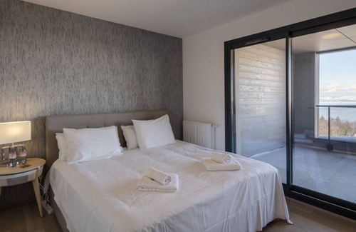 Evian-les-Bains Apartment | Splendide T4 vue Lac et Montagne