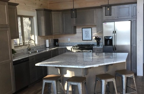 Crane Hill House | "Split Rock Cove"- Located in Rock Creek