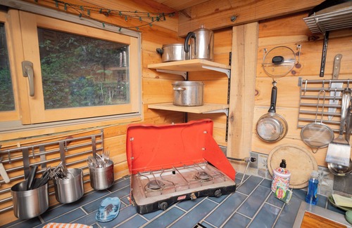 Stanton Cabin | Split Rock ~ Our newest off-grid cabin w/stained glass art!