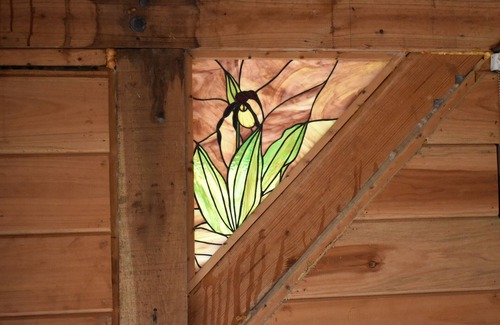 Stanton Cabin | Split Rock ~ Our newest off-grid cabin w/stained glass art!
