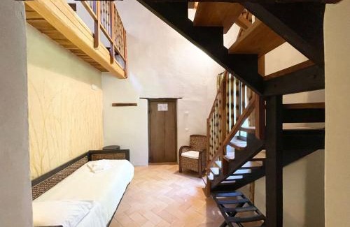 Spoleto Villa | Spoleto Tranquilita sleeps 16 with Wifi Pool Yoga Studio Gardens and Views