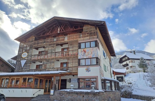 Lermoos House | Sportlerzimmer 27 - keyone rooms Loisach