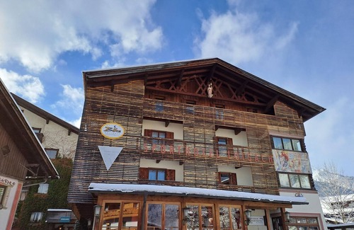 Lermoos House | Sportlerzimmer 27 - keyone rooms Loisach