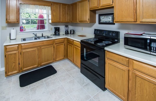 Georgetown Apartment | Spotless and Cozy Rental.just 6.5 miles from the Kentucky Horse Park.